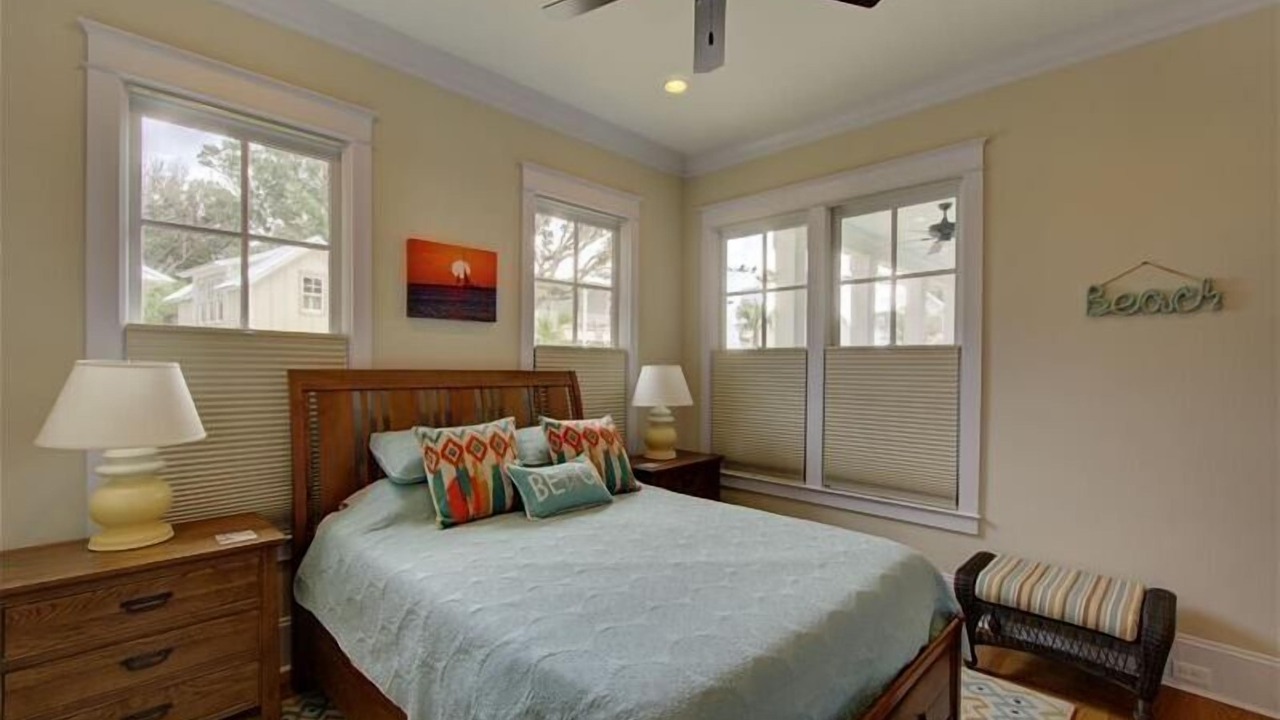 Photo of Bedroom in Jekyll Island