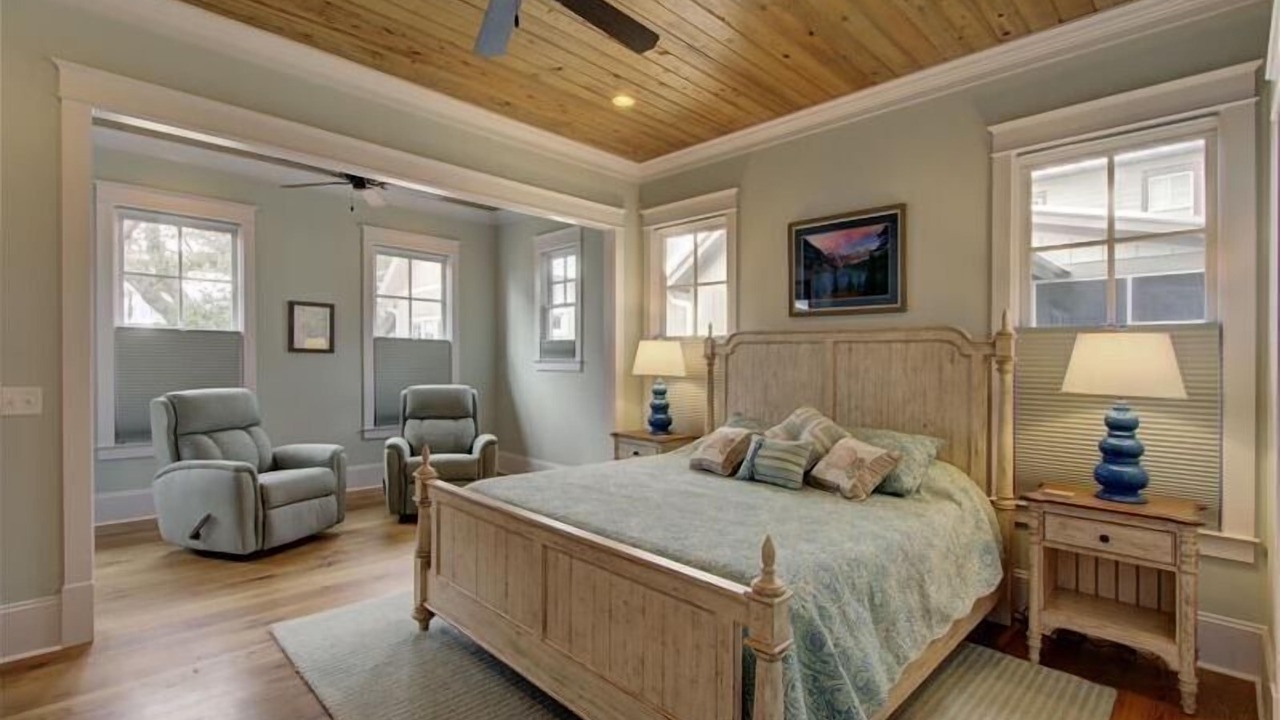 Photo of Bedroom in Jekyll Island