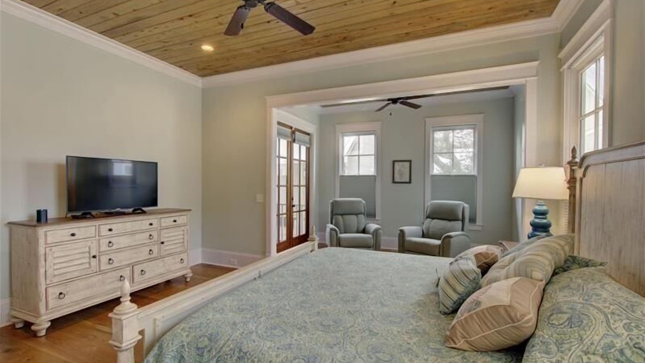 Photo of Bedroom in Jekyll Island