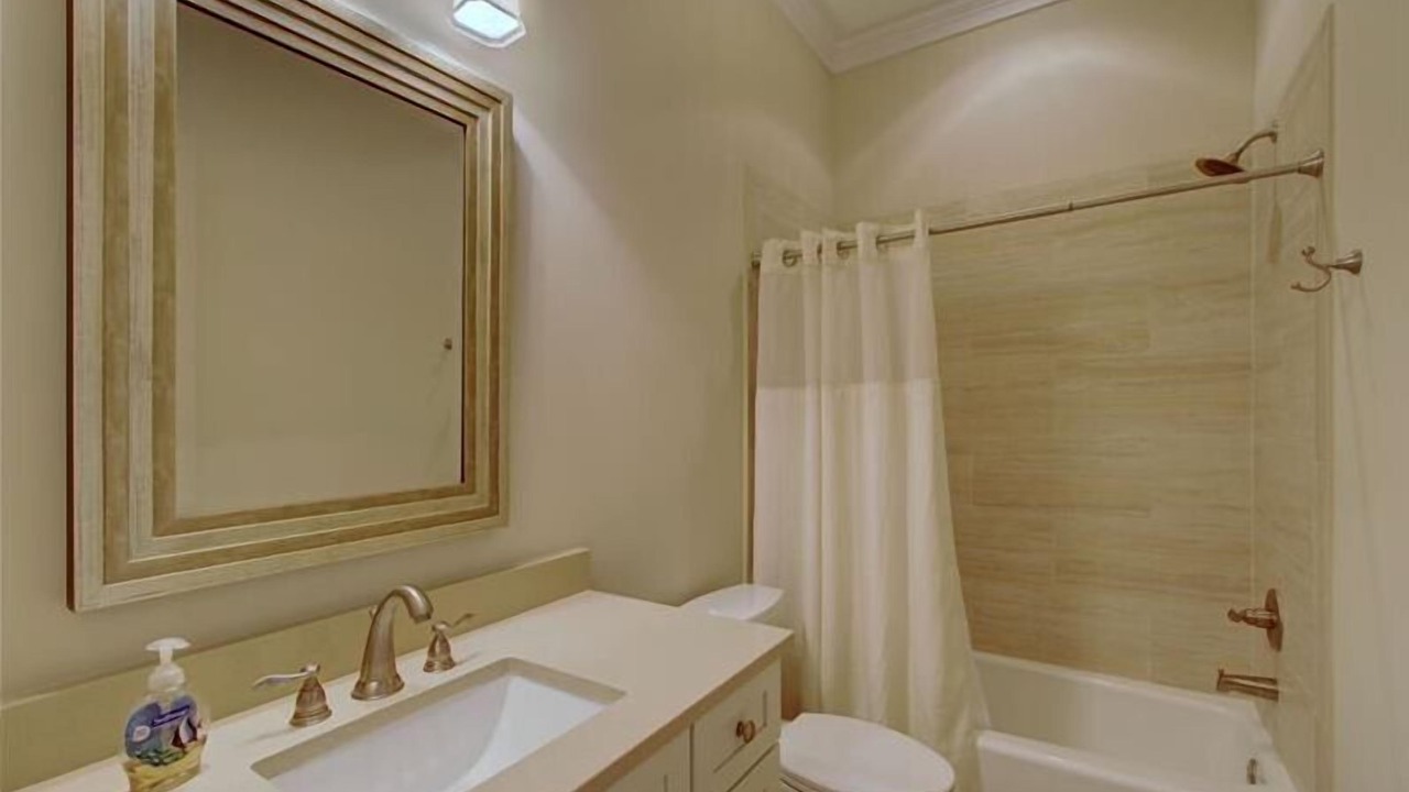 Photo of Bathroom in Jekyll Island