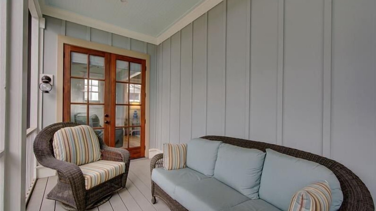 Photo of Livingroom in Jekyll Island