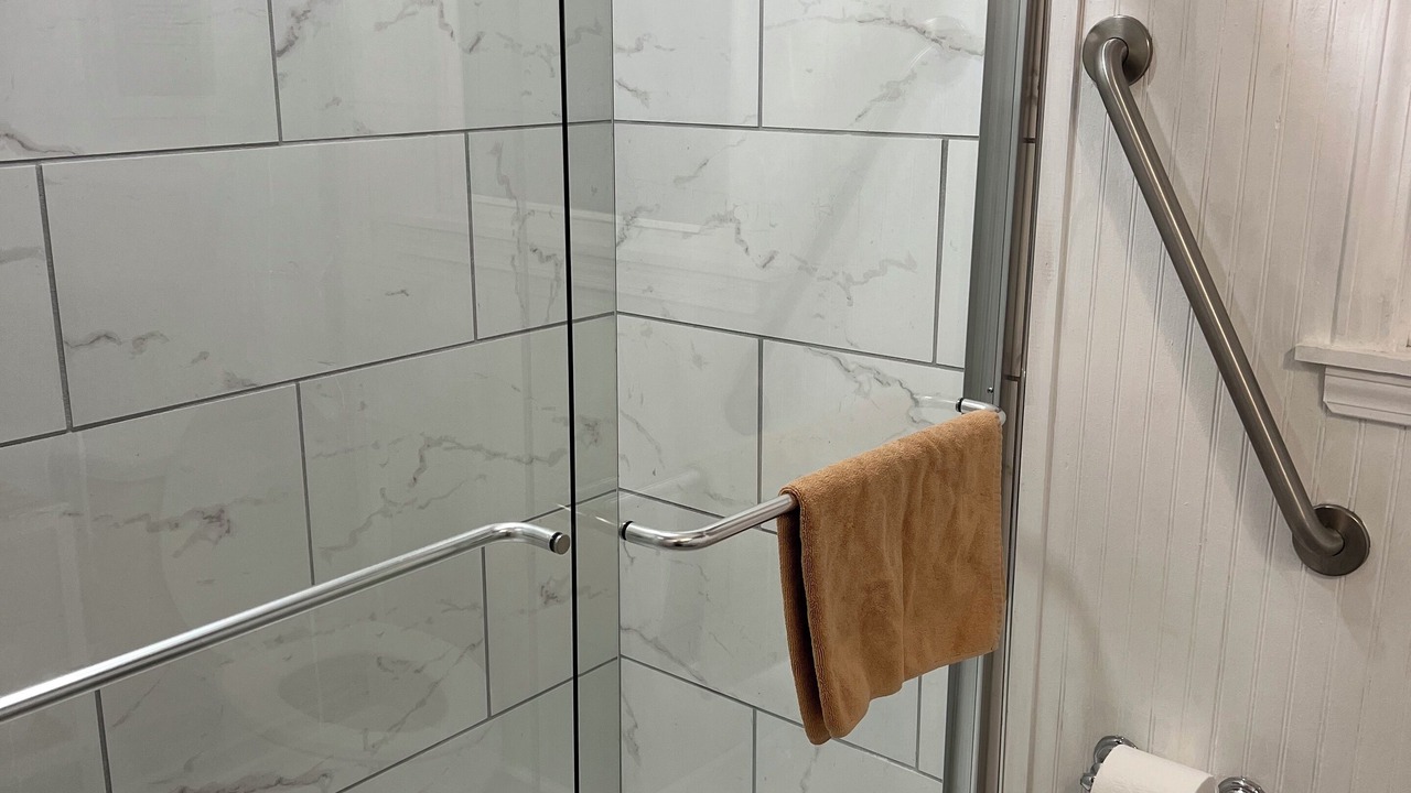 Photo of Bathroom in Shively