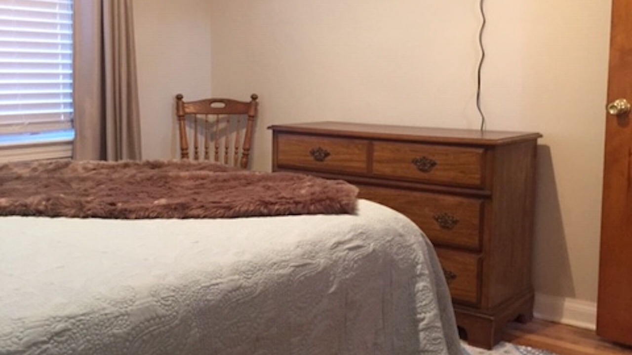 Photo of Bedroom in Shively
