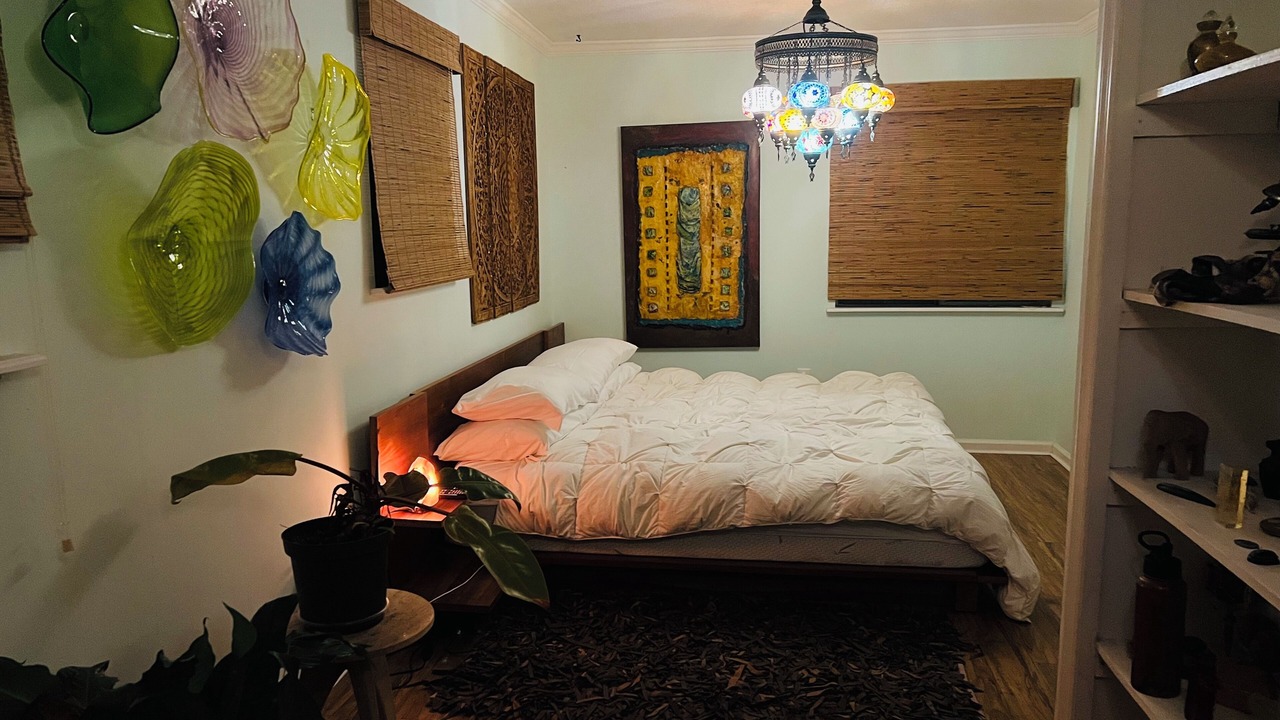 Photo of Bedroom in Plantation Estates