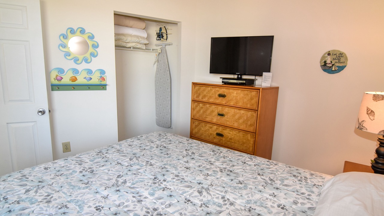 Photo of Bedroom in Crescent Beach