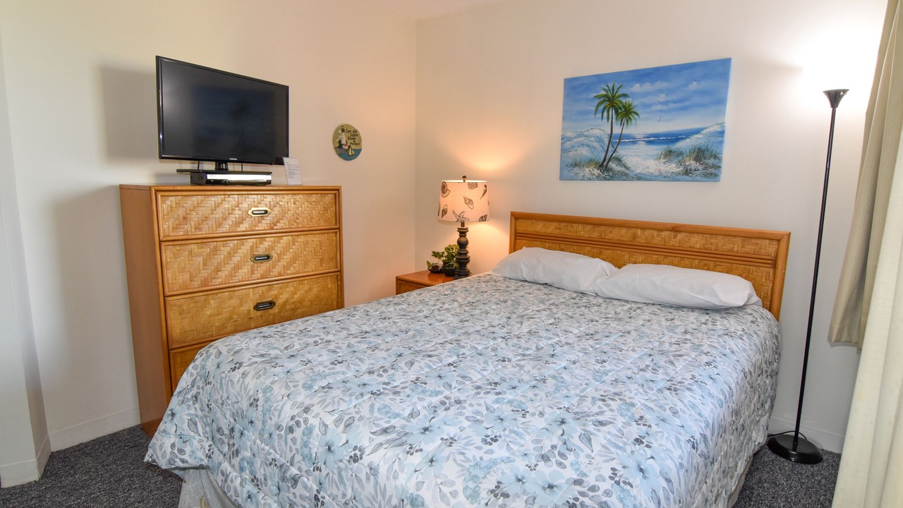 Photo of Bedroom in Crescent Beach