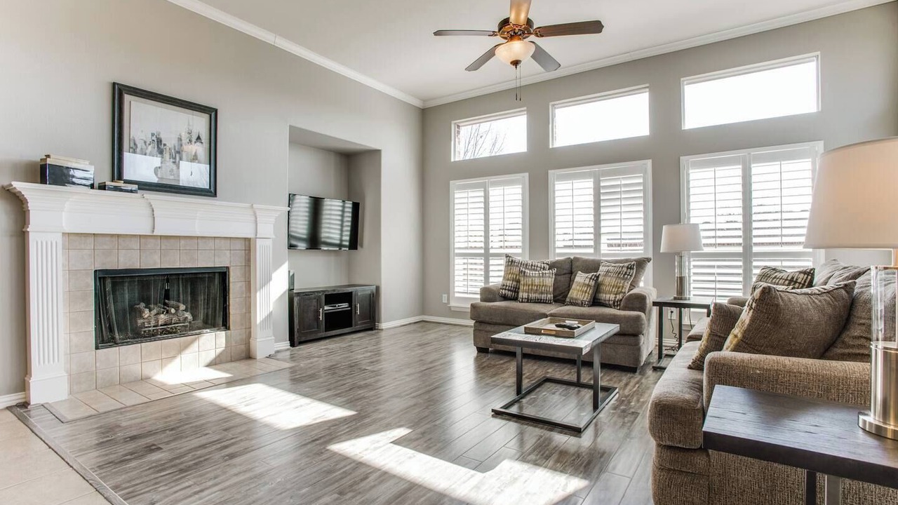 Photo of Livingroom in Stewart Creek Estates