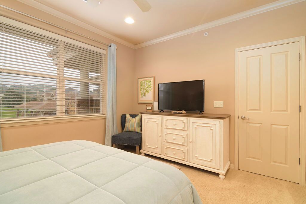 Photo of Bedroom in Hollister