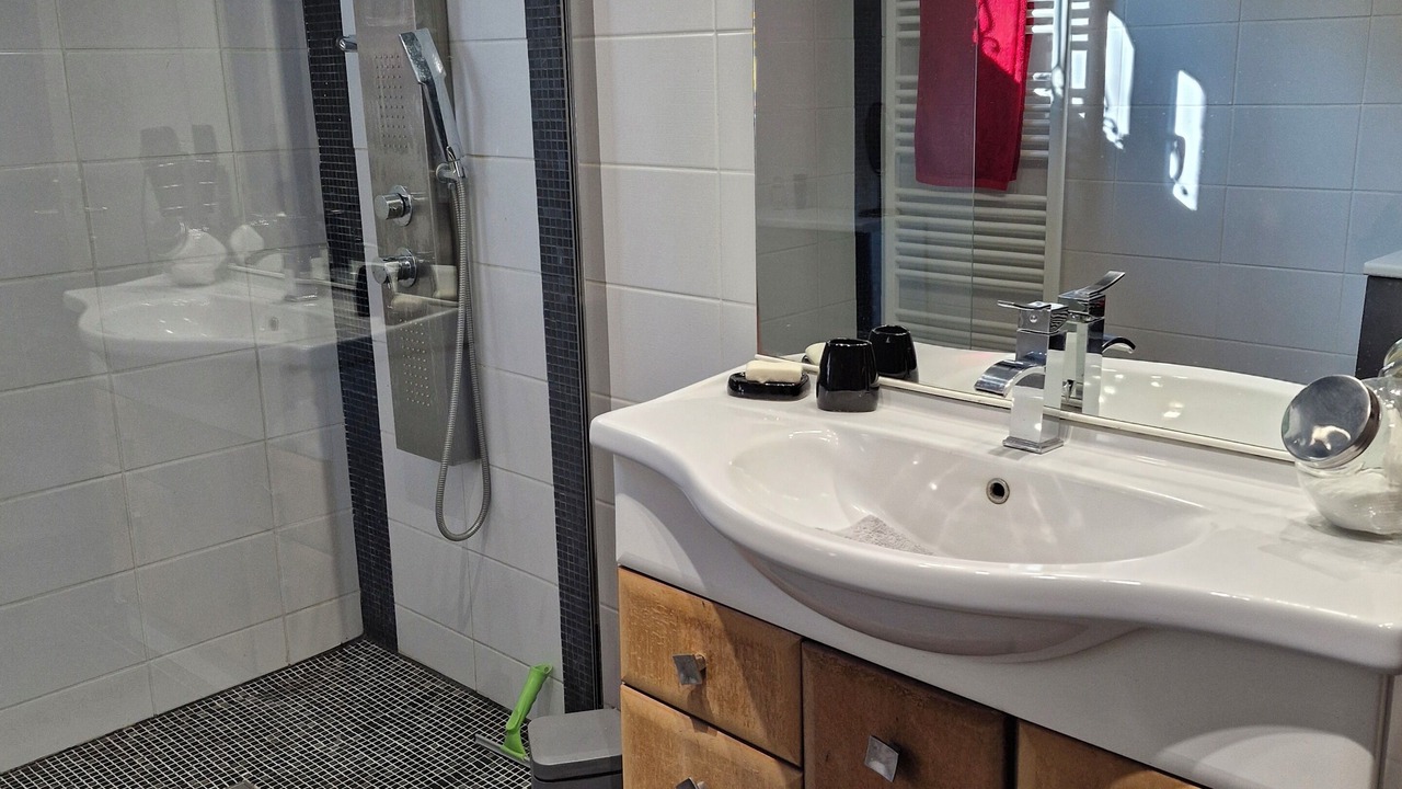 Photo of Bathroom in Arbis