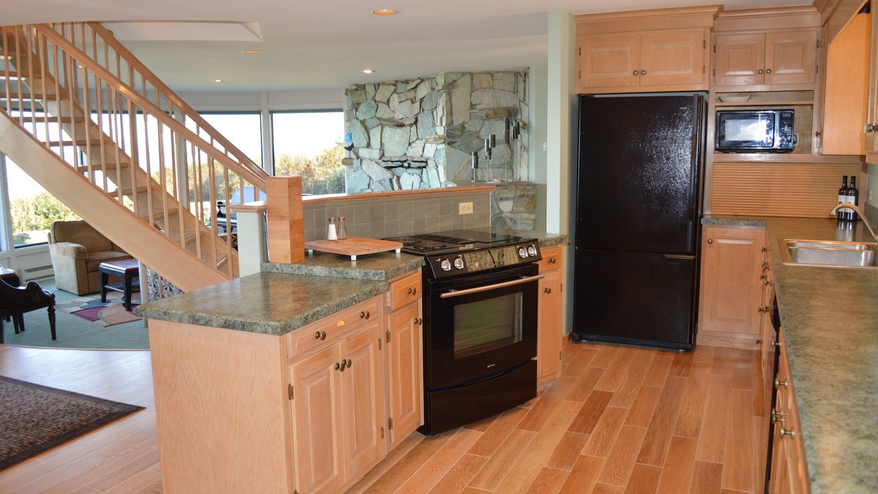 Photo of Kitchen in Oak Harbor