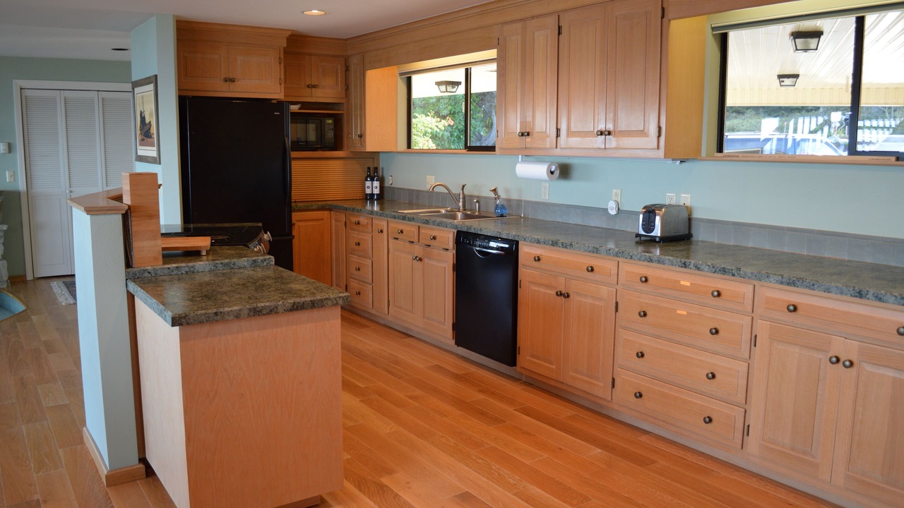 Photo of Kitchen in Oak Harbor