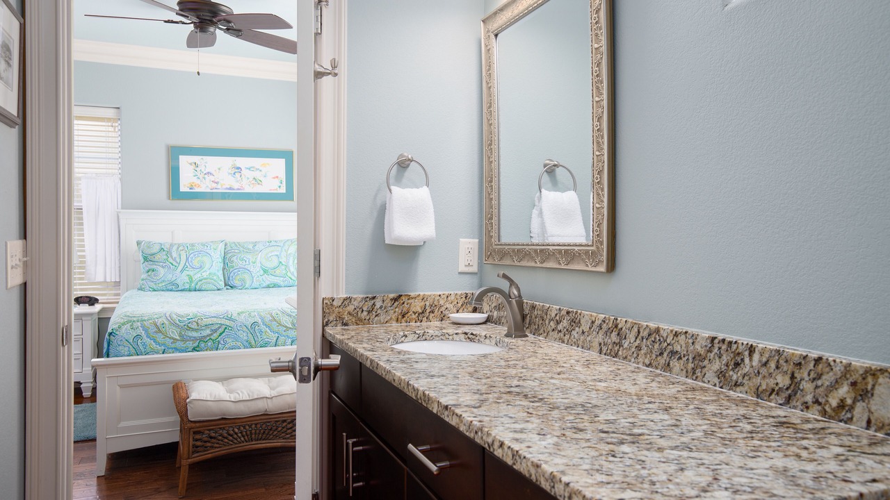 Photo of Bathroom in Villa Lago