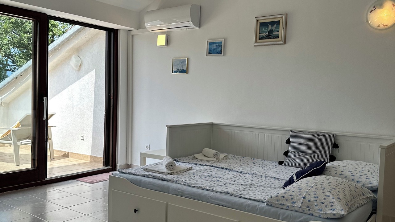 Photo of Bedroom in Njivice