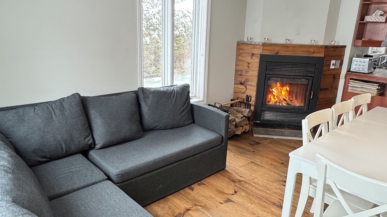 Photo of Livingroom in Eastman