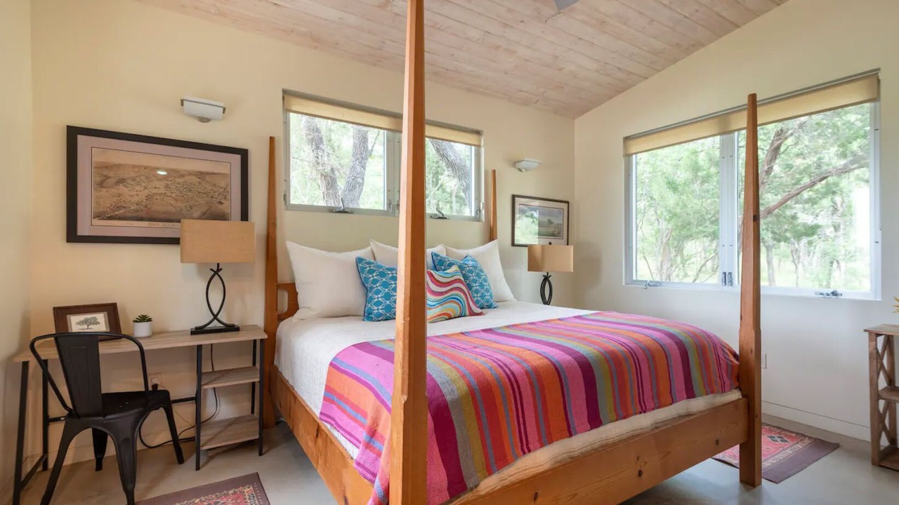 Photo of Bedroom in San Marcos