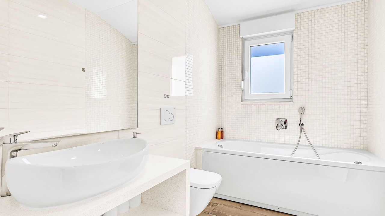 Photo of Bathroom in Bast