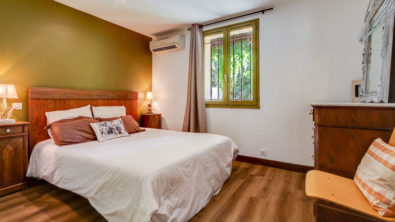 Photo of Bedroom in Arles