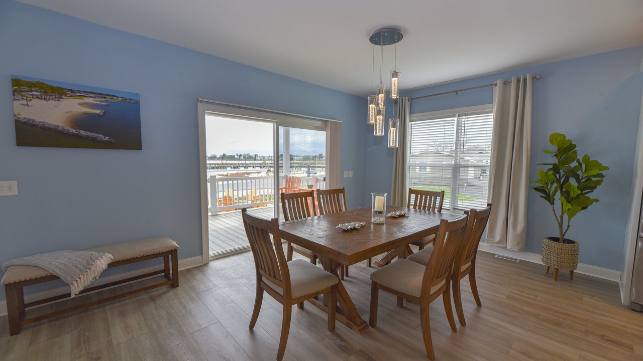 Photo of Others in Long Neck