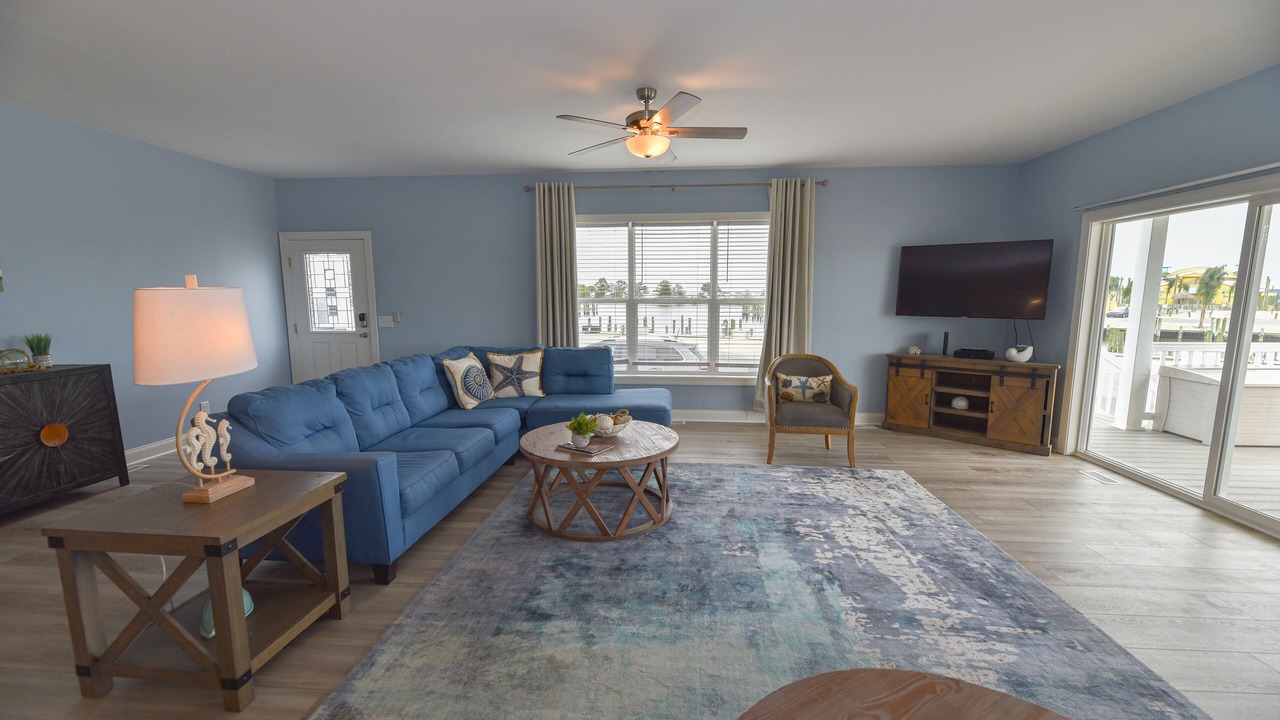 Photo of Livingroom in Long Neck