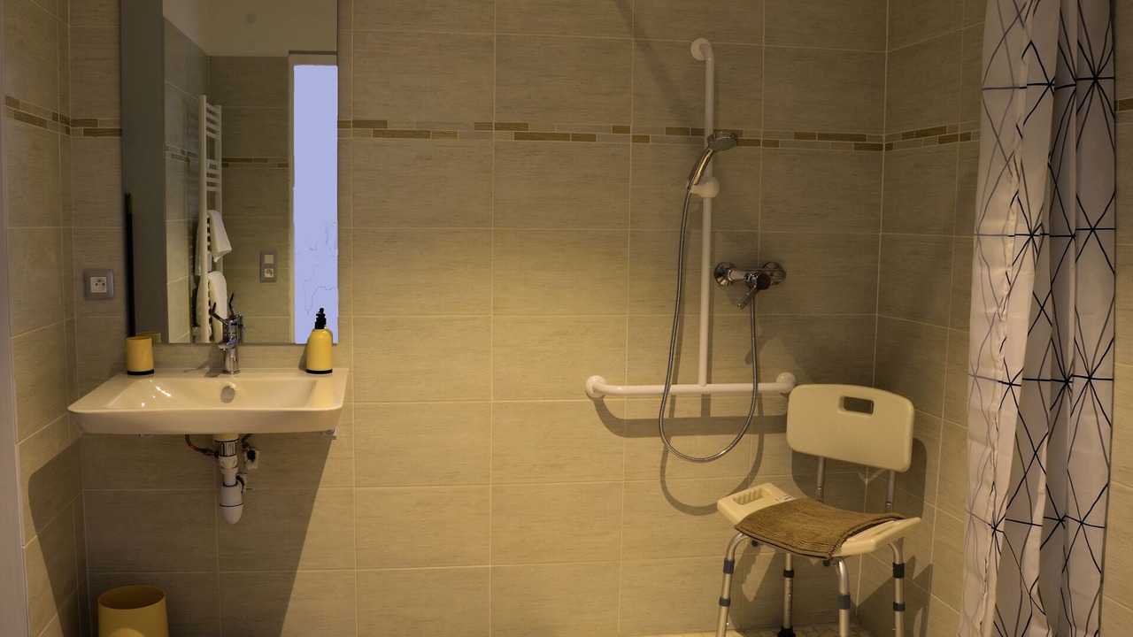 Photo of Bathroom in Bedarieux (ornac)