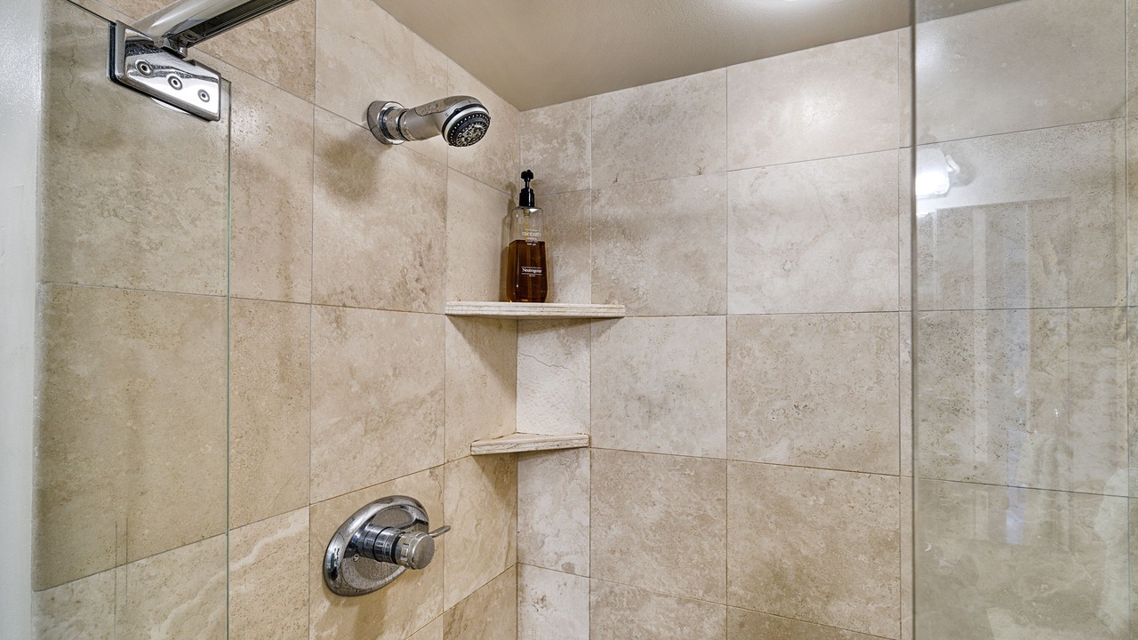 Photo of Others in Kahaluu Bay