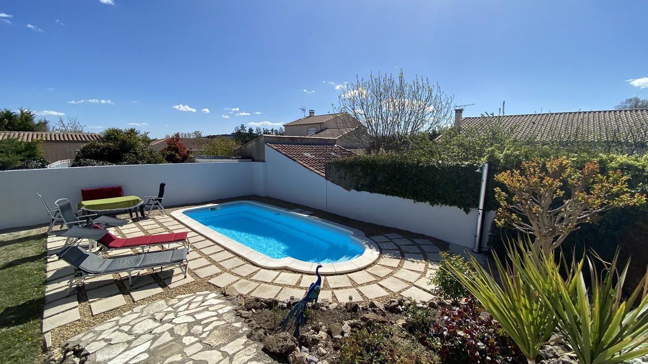 Photo of Outdoor in Saint-Genies-de-Fontedit