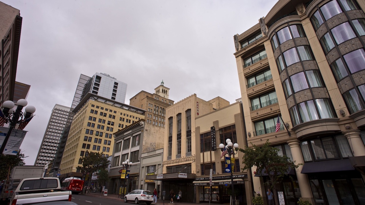 Photo of Others in Gaslamp Quarter