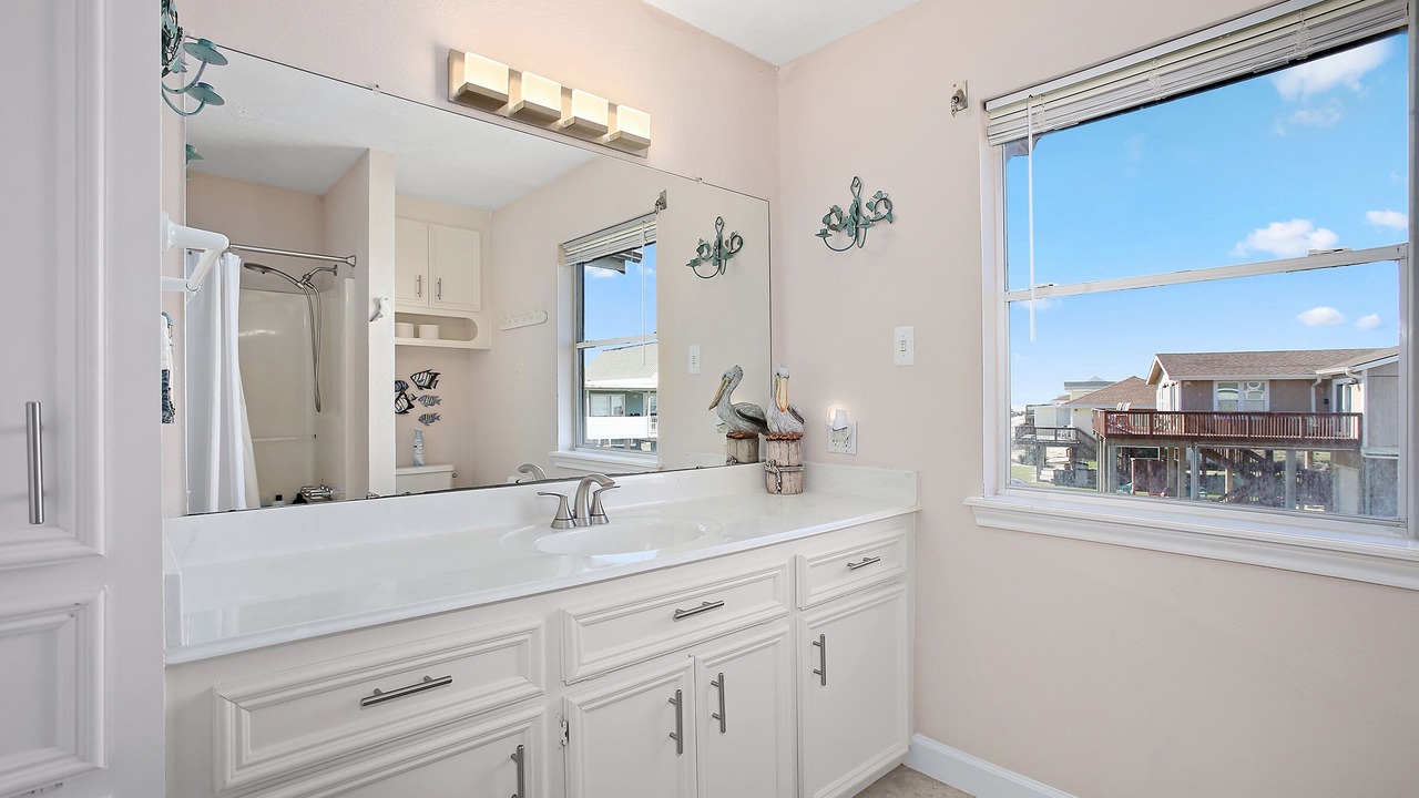 Photo of Bathroom in Spanish Grant