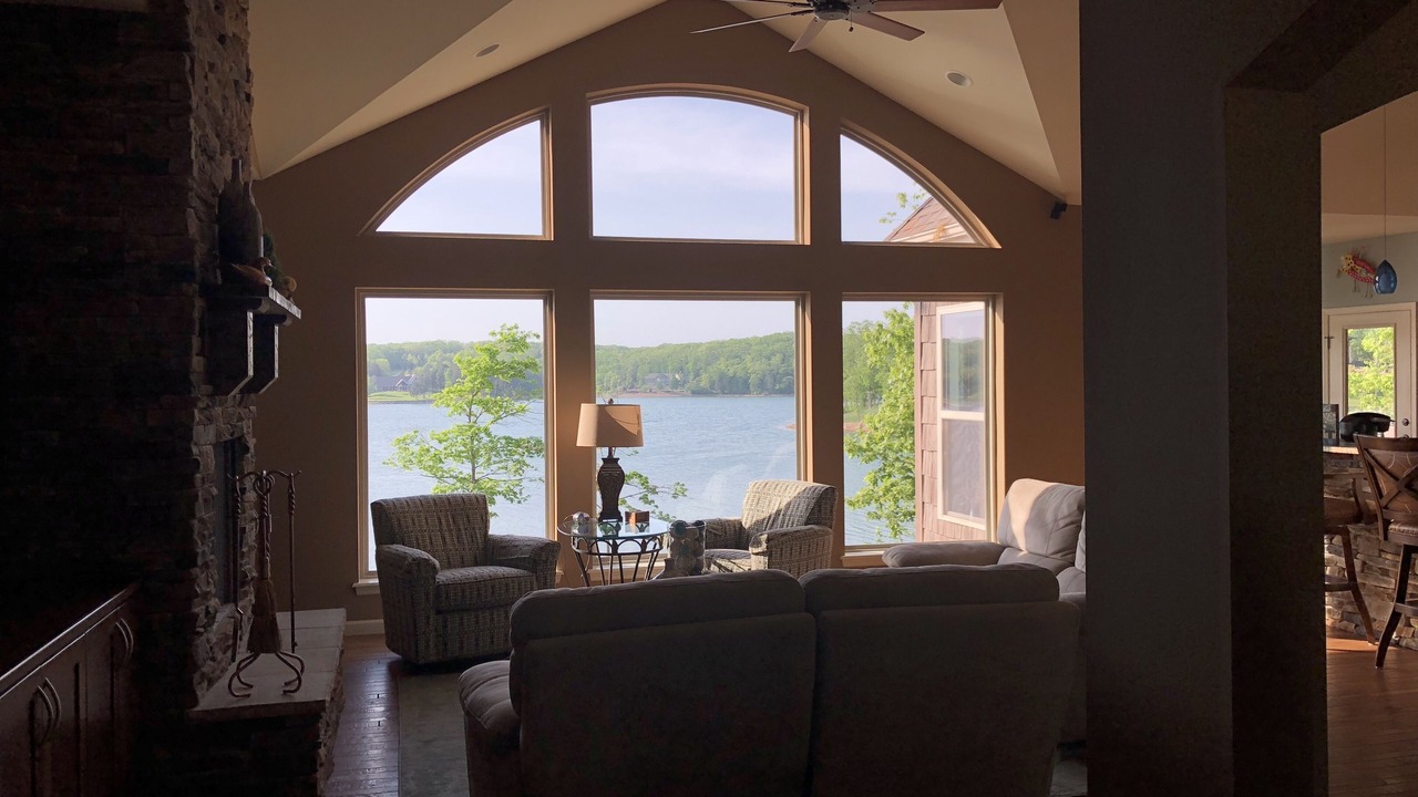 Photo of Livingroom in Innsbrook