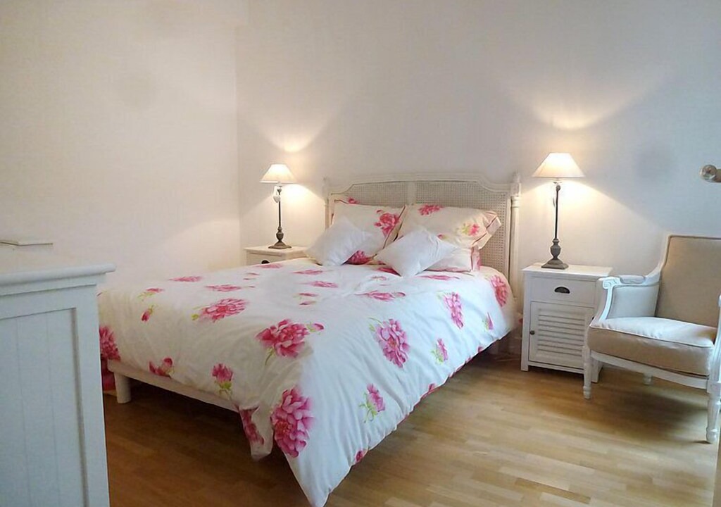Photo of Bedroom in Deauville City Centre
