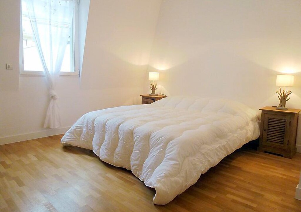 Photo of Bedroom in Deauville City Centre