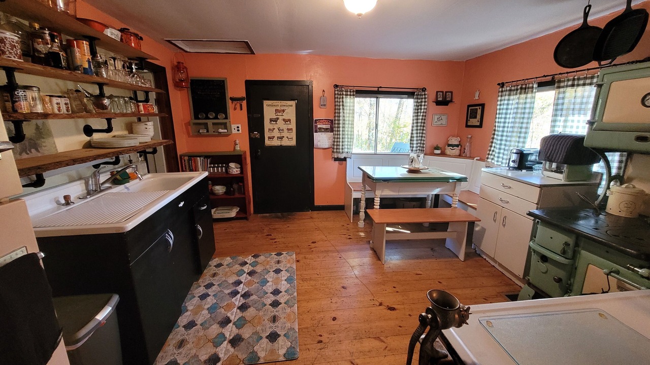 Photo of Kitchen in Shinhopple