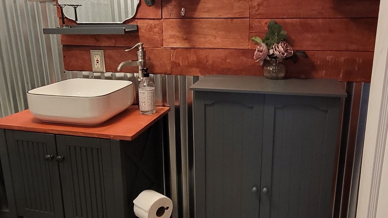 Photo of Bathroom in Shinhopple