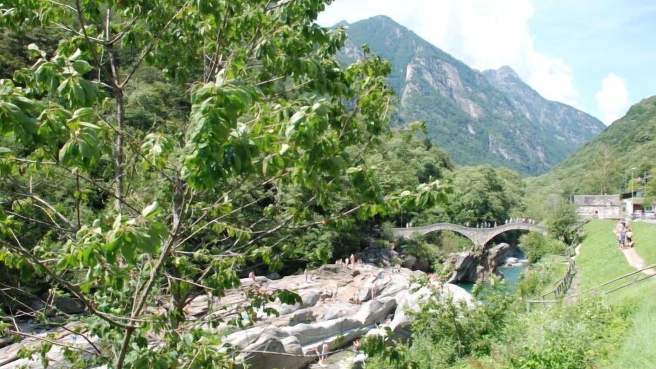 Photo of Others in Brione