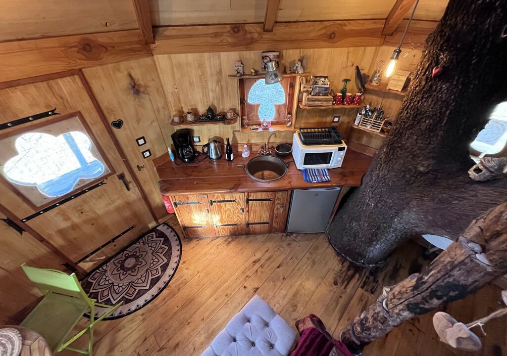 Photo of Others in Pons