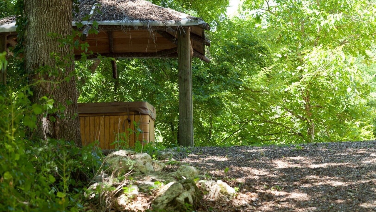 Photo of Outdoor in Pons