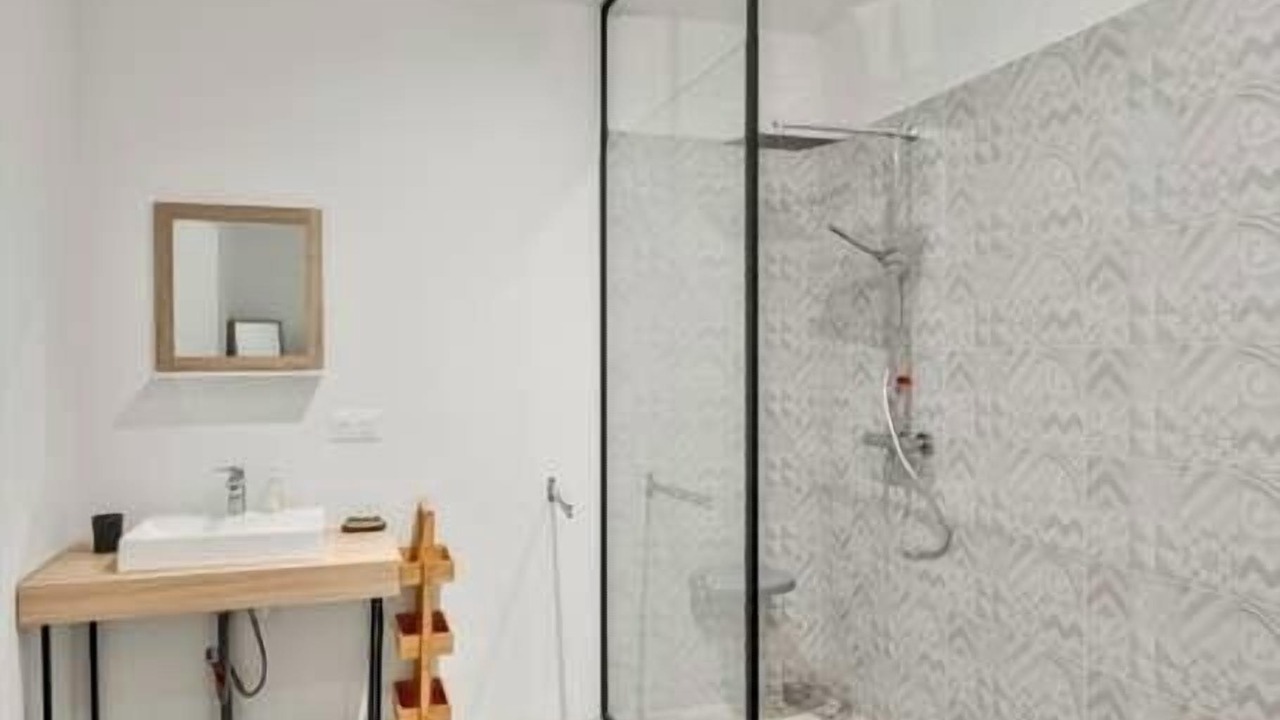 Photo of Bathroom in Sadirac