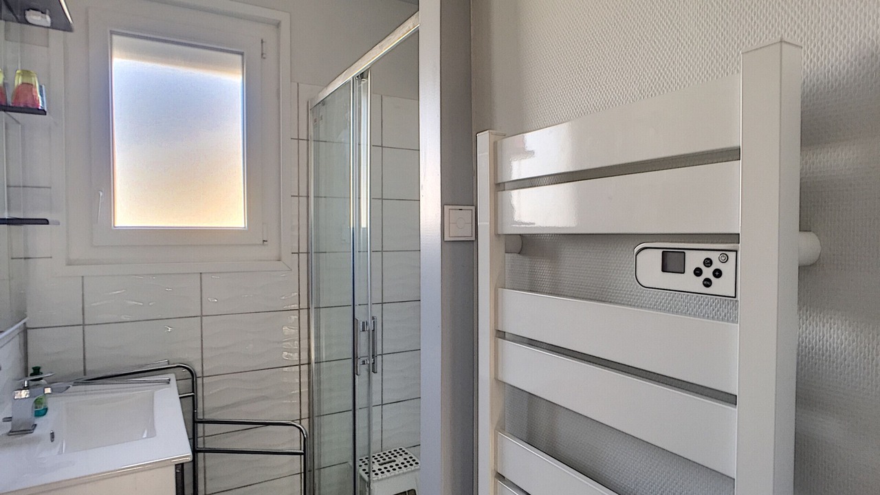 Photo of Bathroom in Jullouville-les-Pins