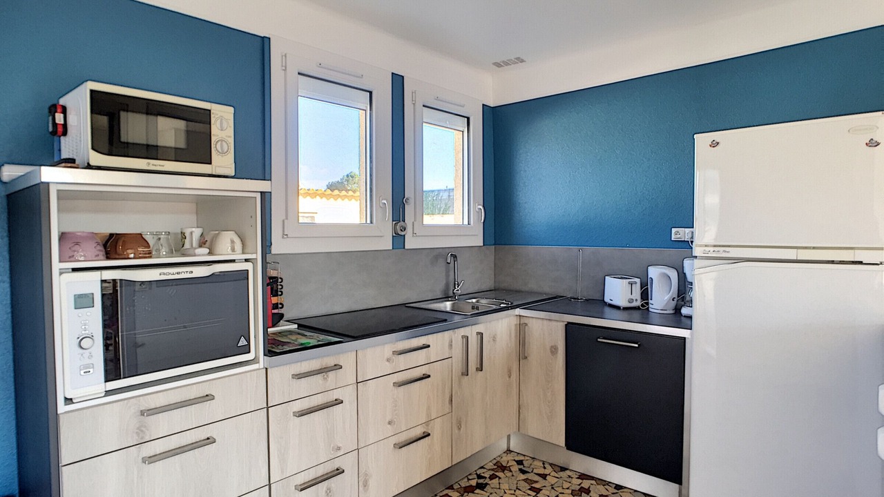 Photo of Kitchen in Jullouville-les-Pins