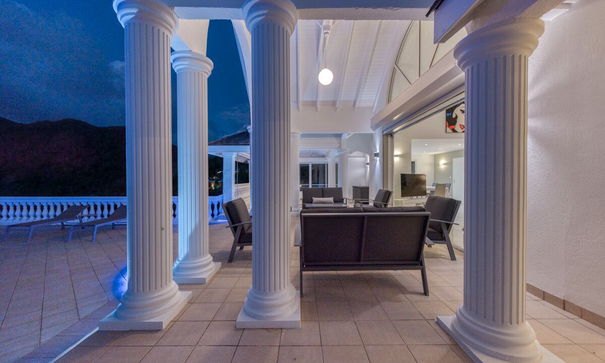Photo of Patio Balcony in Anse Marcel