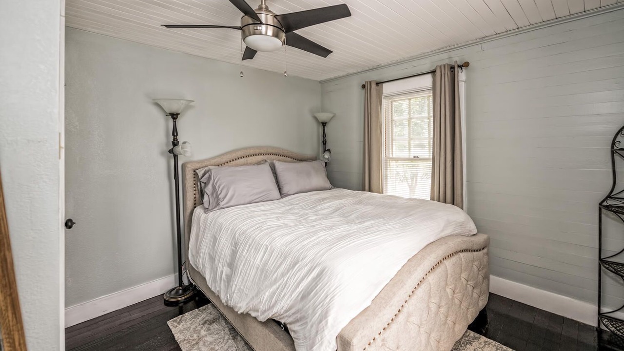 Photo of Bedroom in Waco