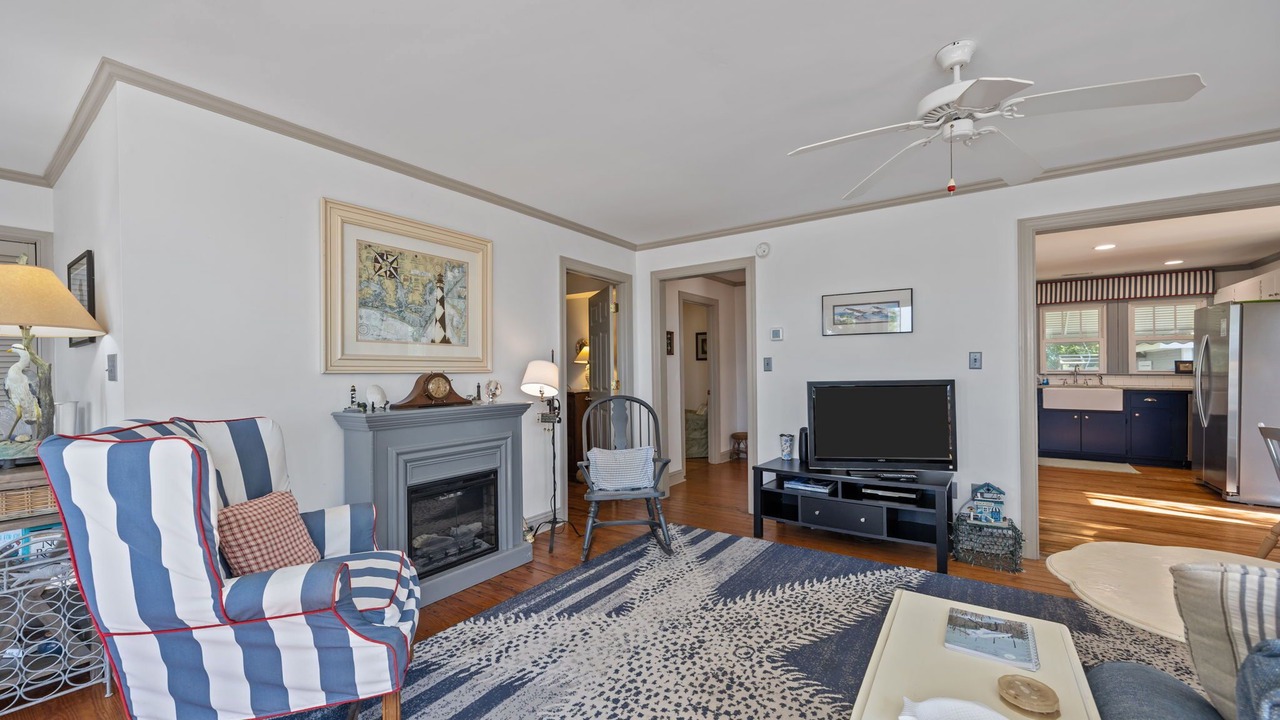 Photo of Livingroom in Harkers Island