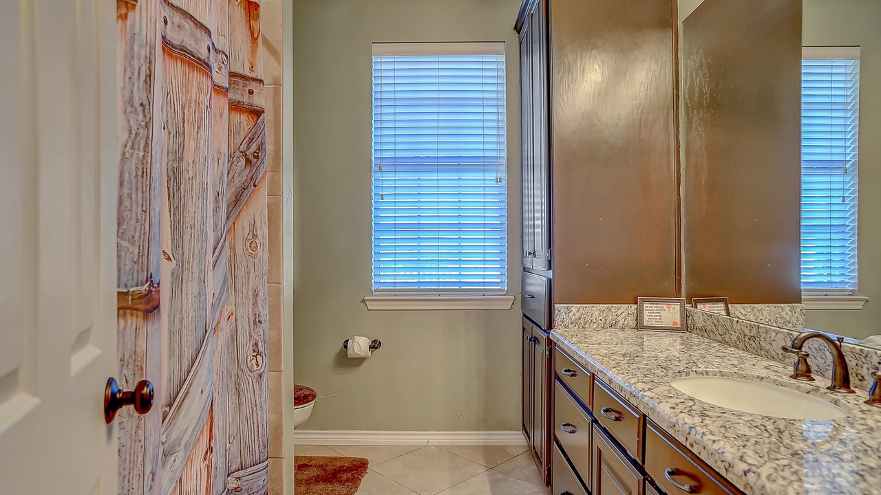 Photo of Bathroom in Sherman