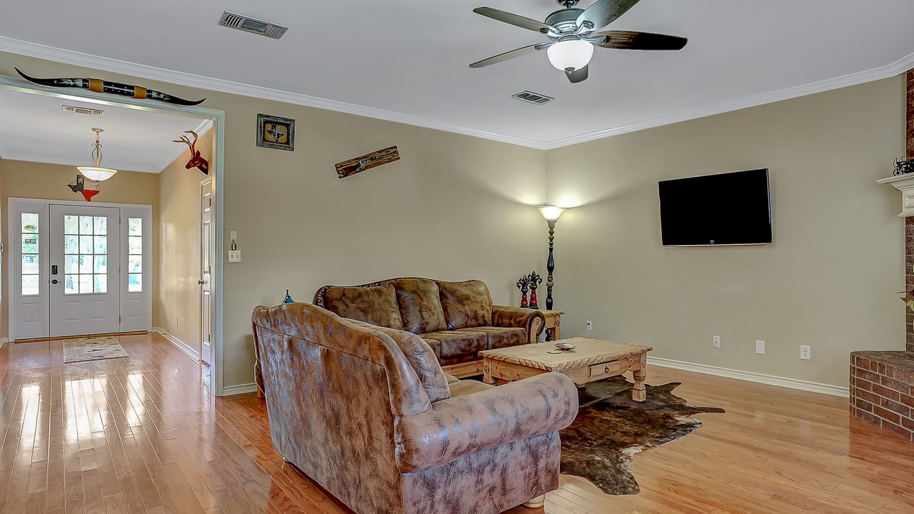 Photo of Livingroom in Sherman