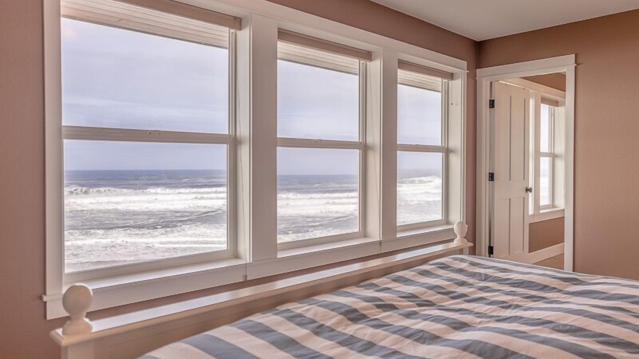 Photo of Others in Lincoln City