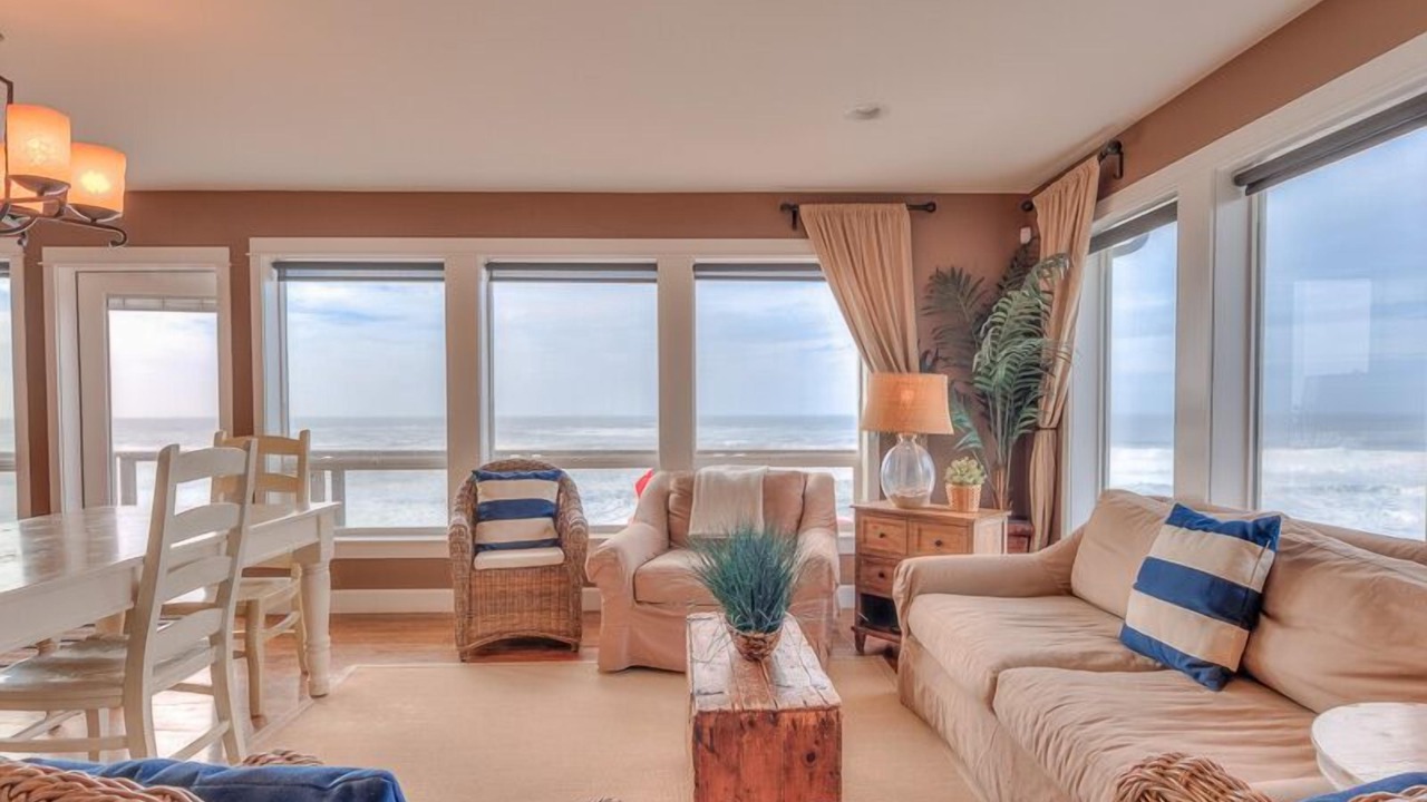 Photo of Others in Lincoln City