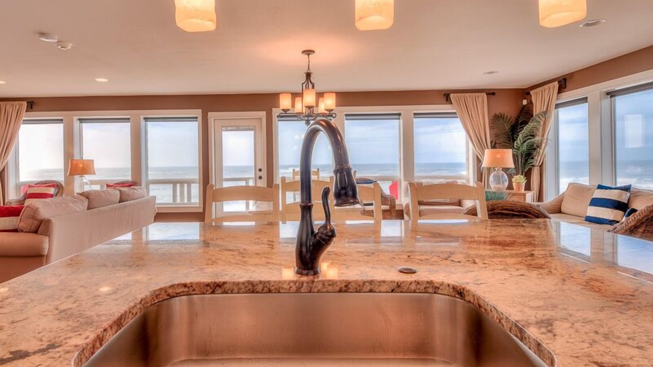 Photo of Others in Lincoln City