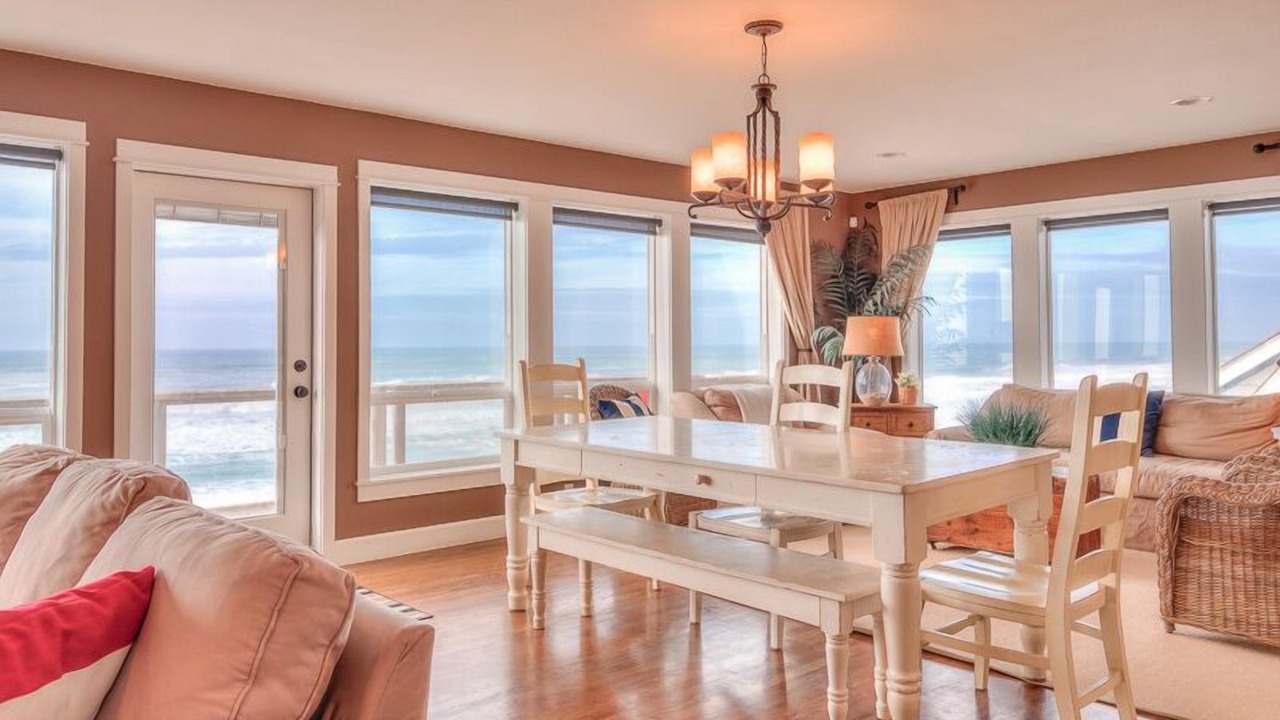 Photo of Others in Lincoln City