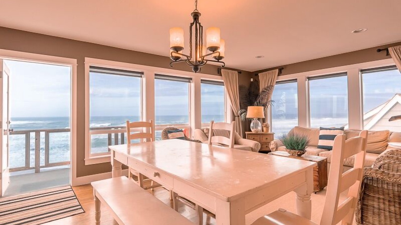 Photo of Others in Lincoln City