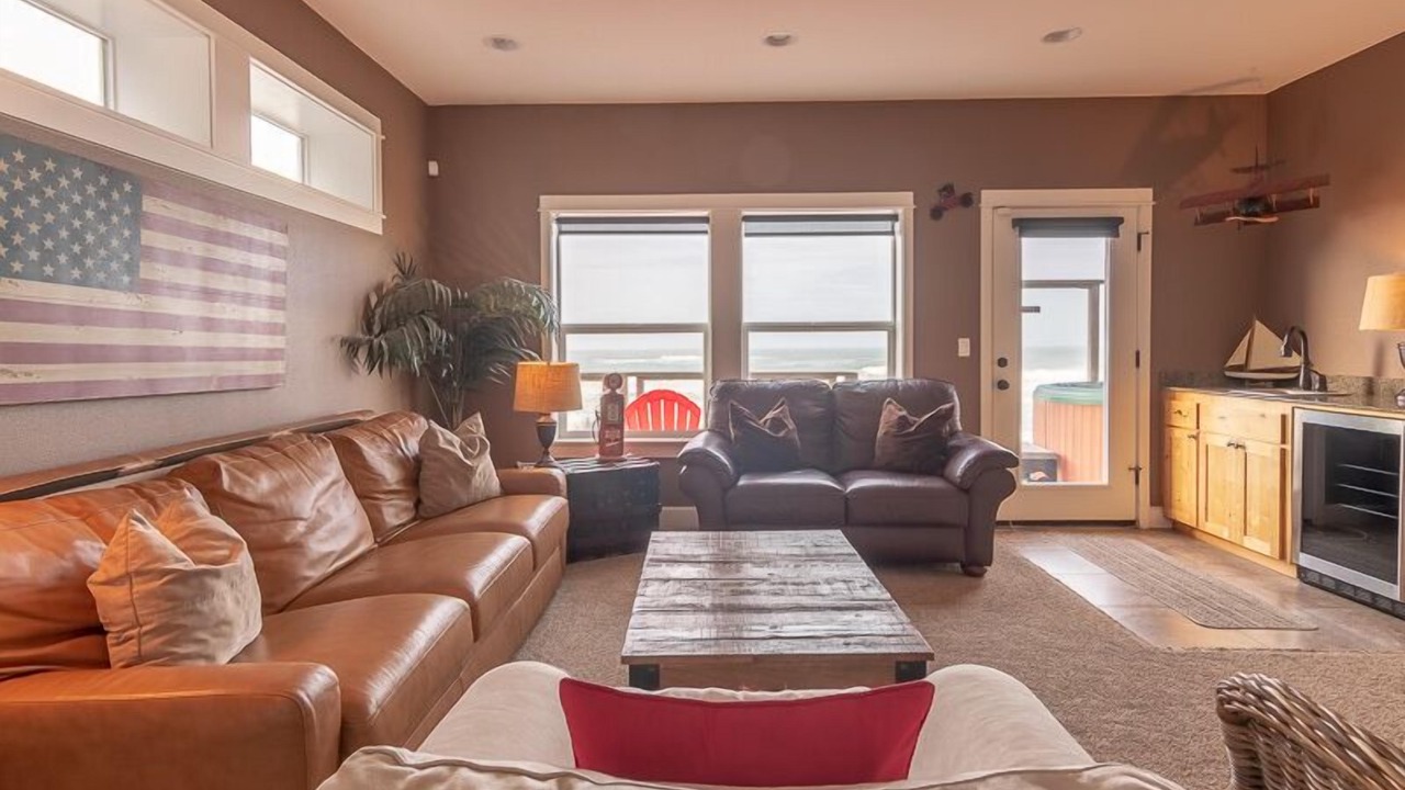 Photo of Others in Lincoln City